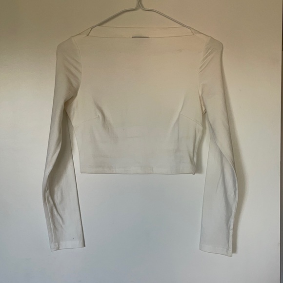 3/$30 Tobi boat neck white long sleeve crop top XS